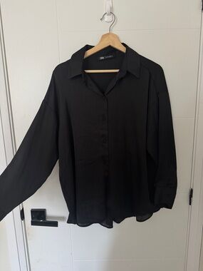 Zara Oversized Black Button-Down Shirt